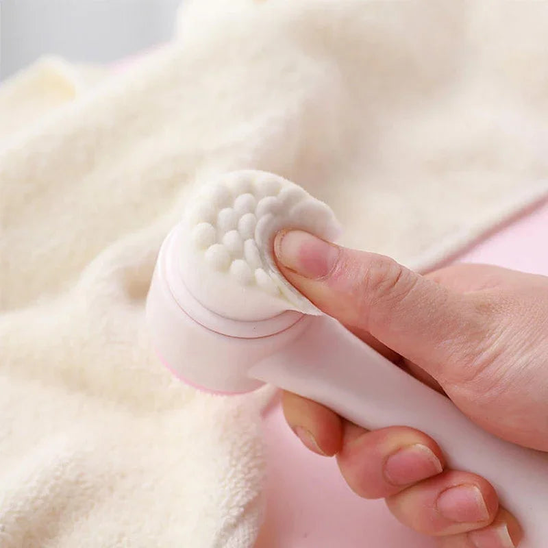 🐾 Nettoyeur de pattes & massage pour coussinets.